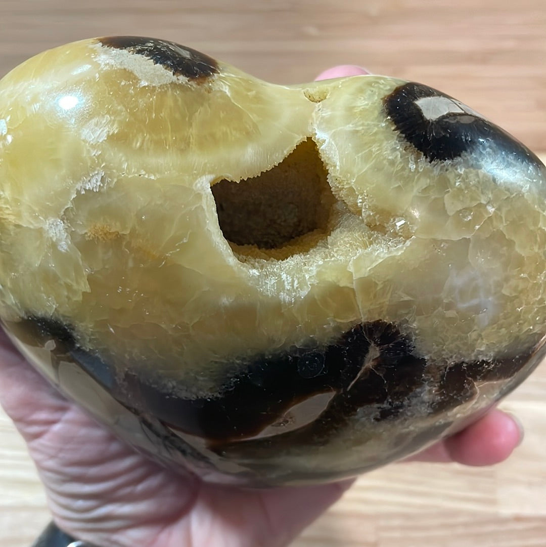 Septarian Heart Large (1kg+)