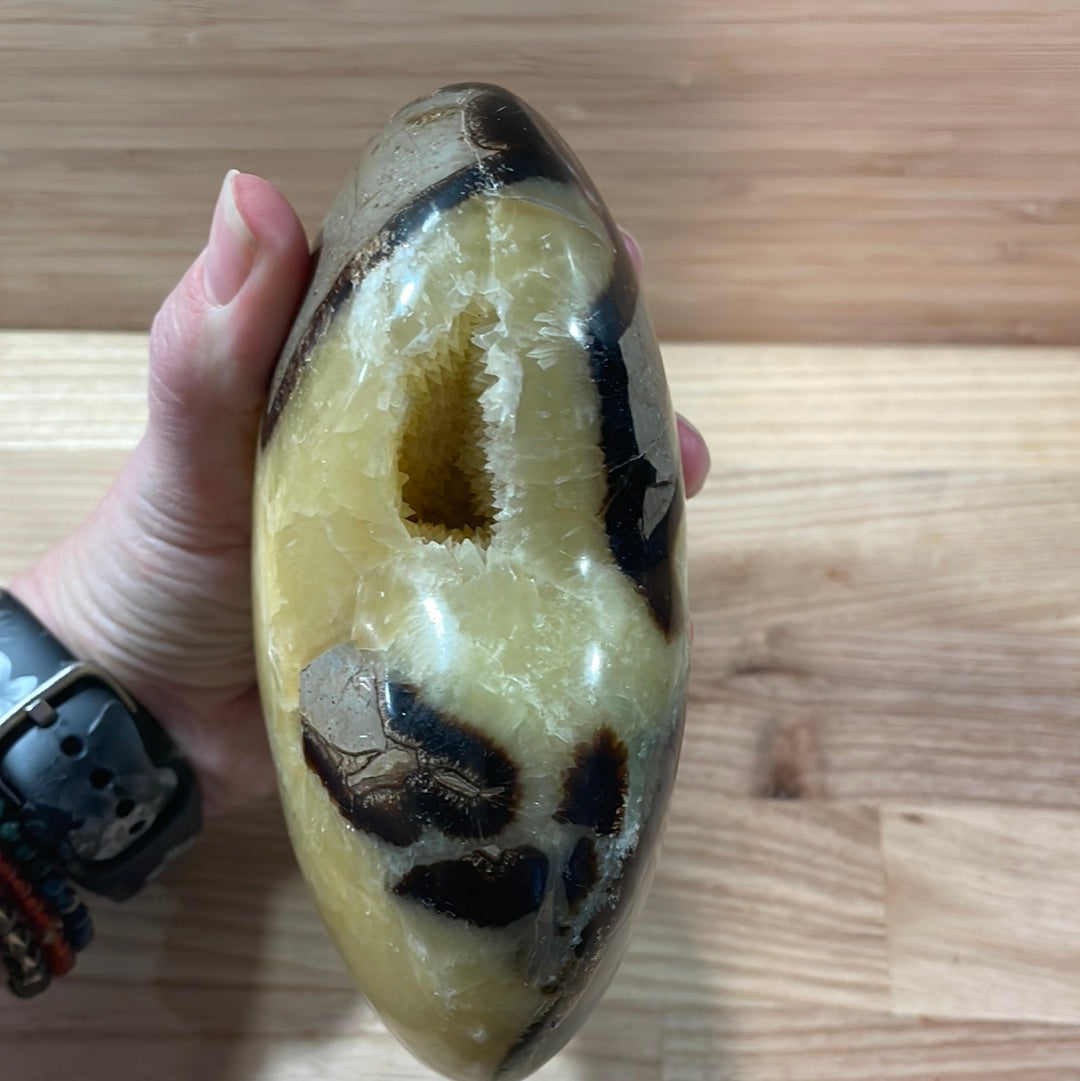 Septarian Heart Large (1kg+)