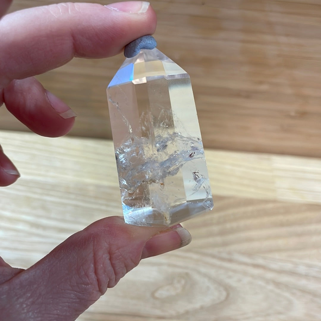 Clear Quartz Points <£20