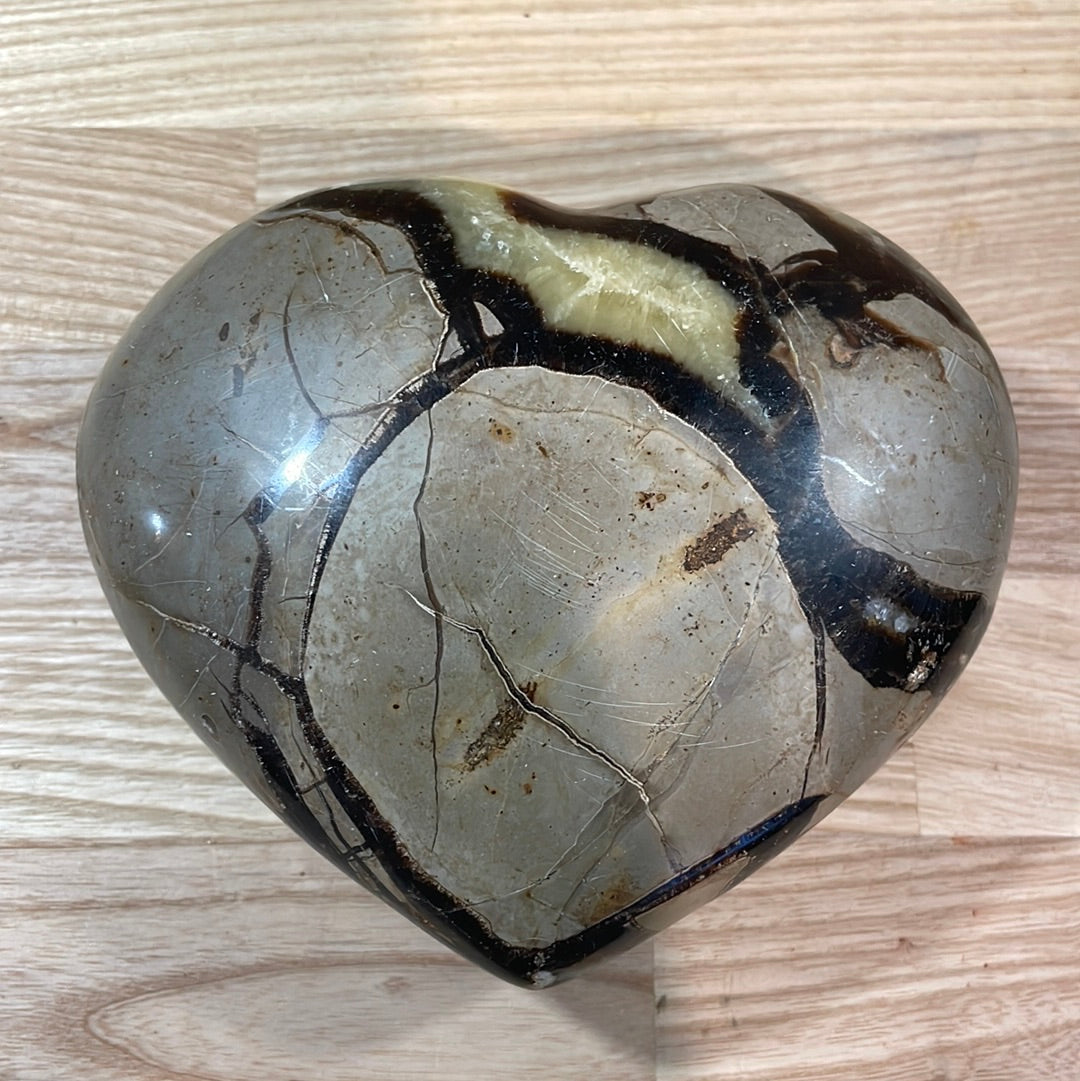Septarian Heart Large (1kg+)
