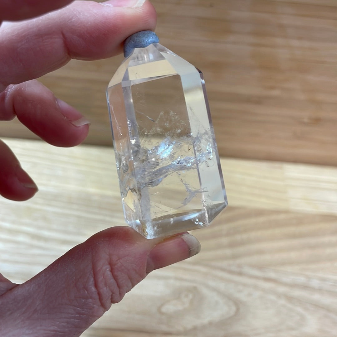 Clear Quartz Points <£20