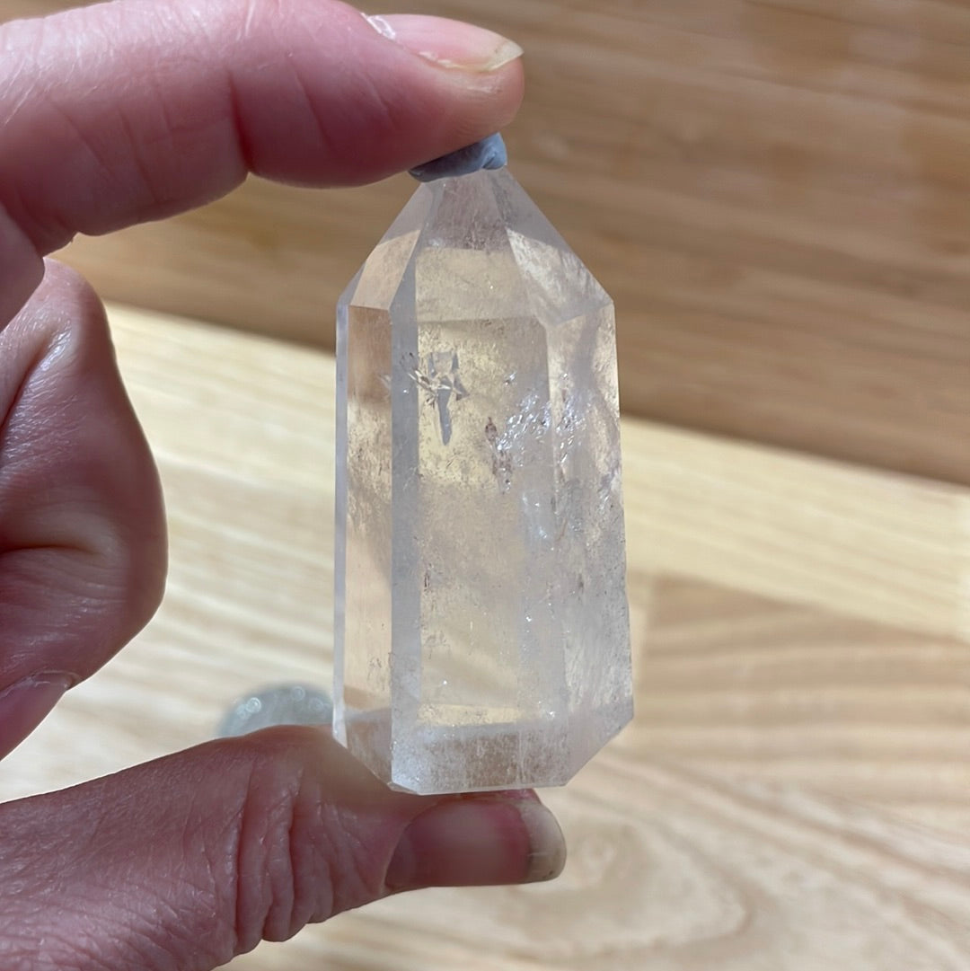 Clear Quartz Points <£20