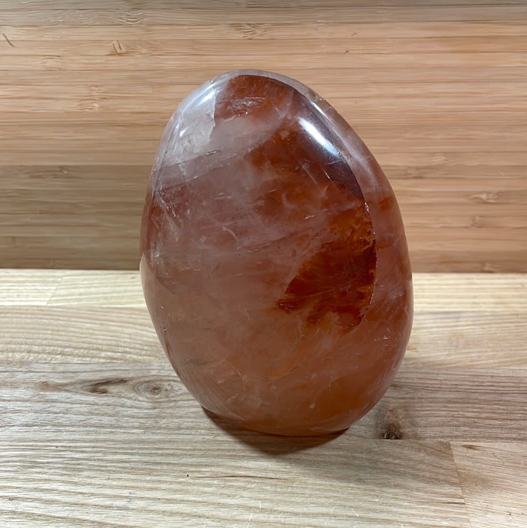 Hematoid Quartz Polished Freeforms (1kg)