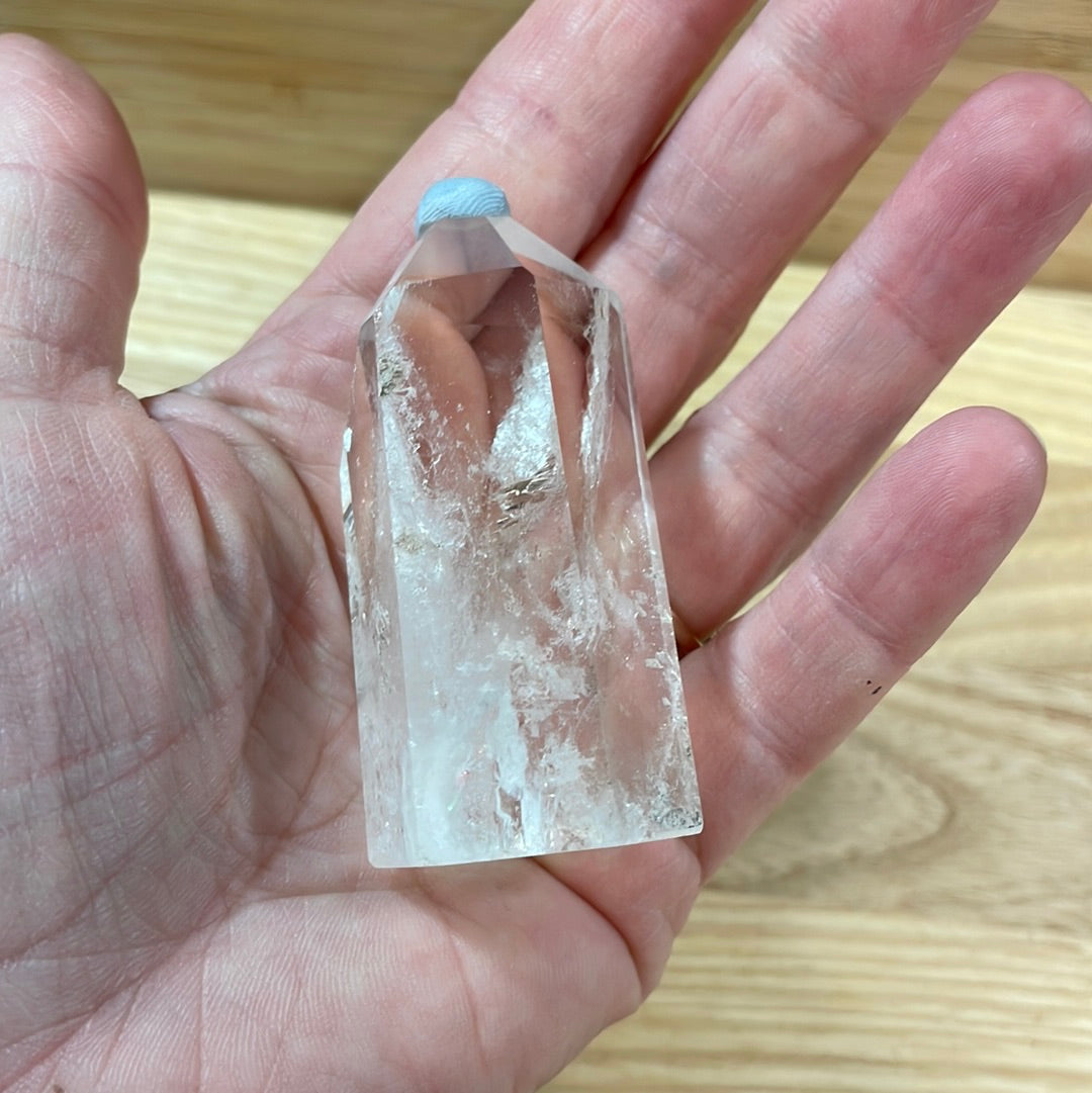 Clear Quartz Points <£20