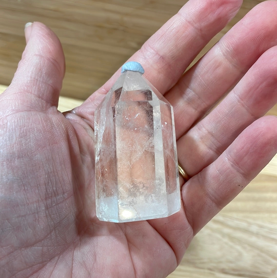 Clear Quartz Points <£20