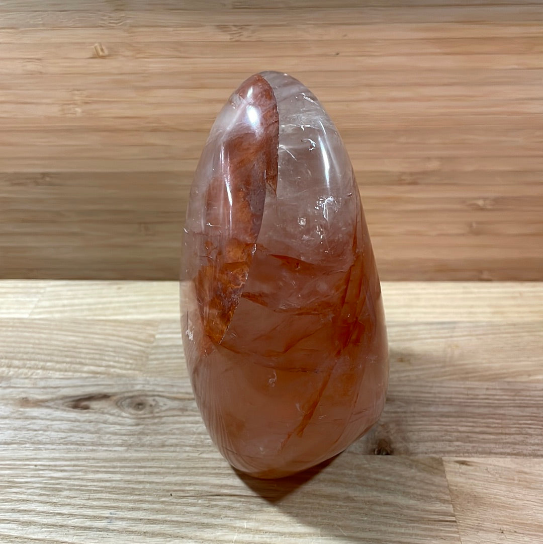 Hematoid Quartz Polished Freeforms (1kg)