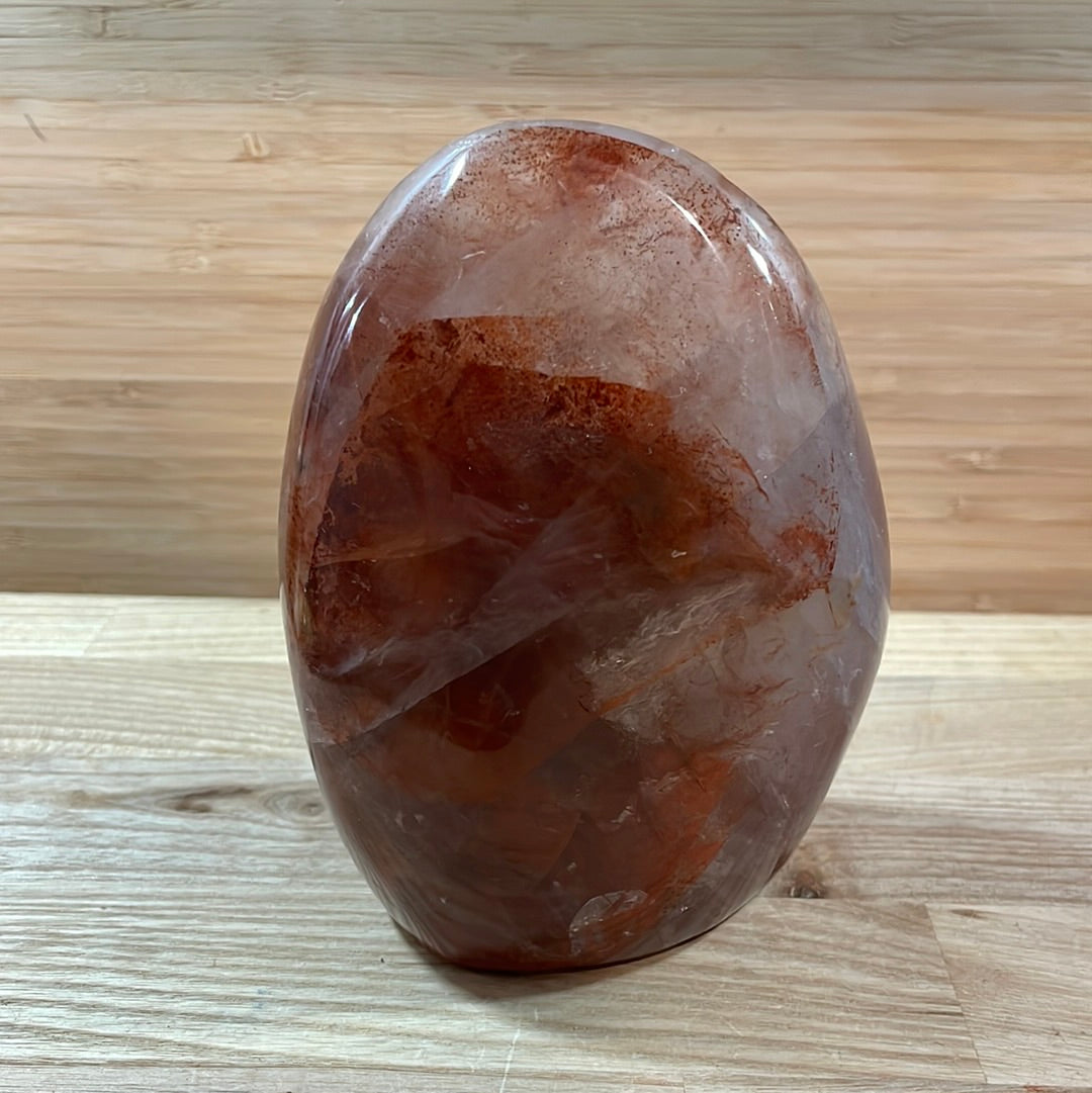 Hematoid Quartz Polished Freeforms (1kg)
