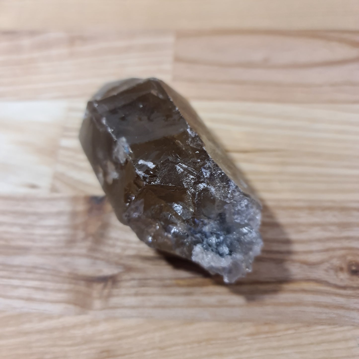 Brazilian Smokey Quartz Point 46_1