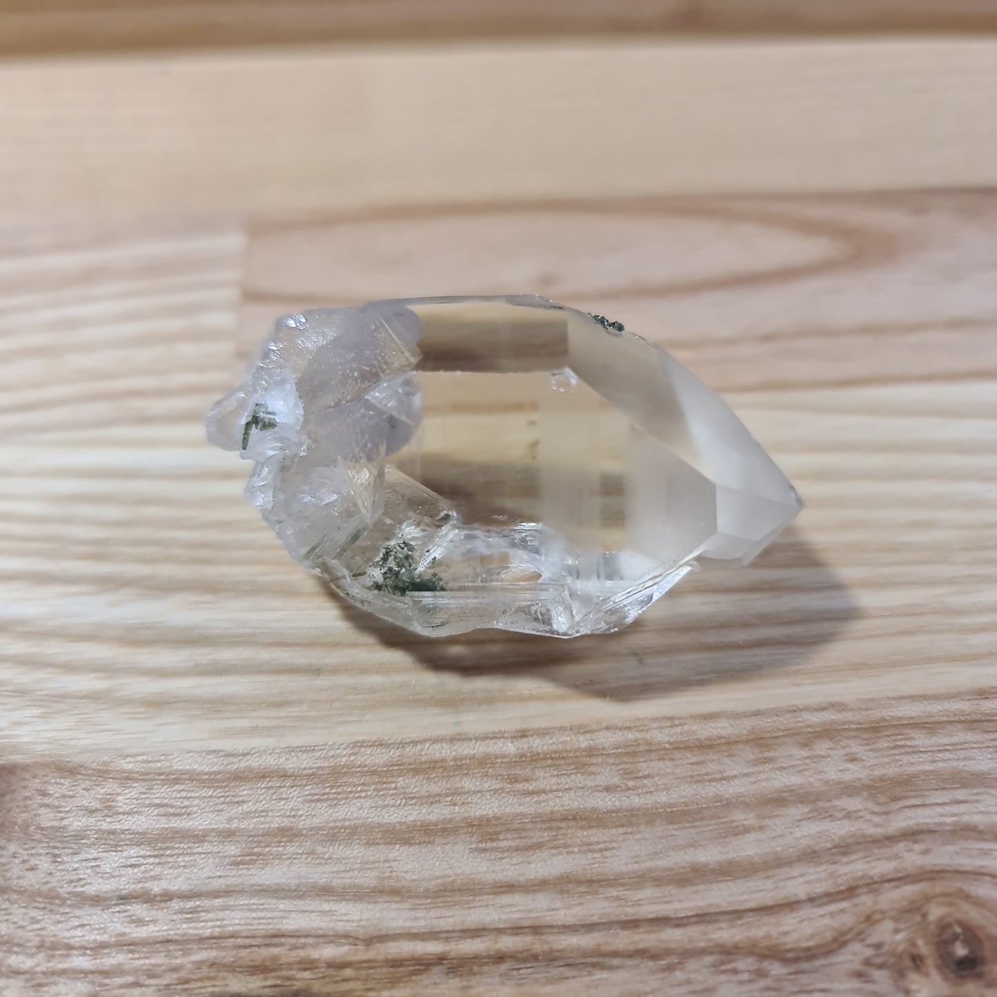 Epidote in Quartz N⁰ 2_4