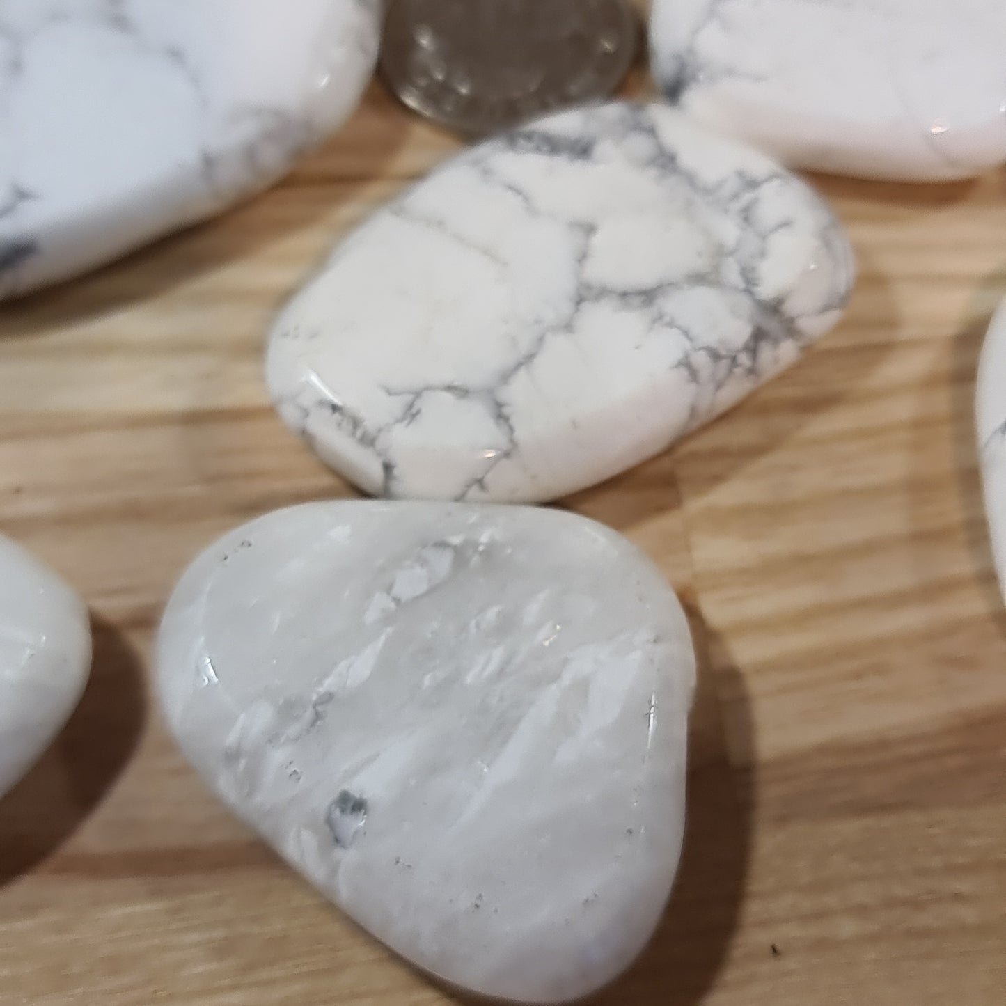 White Howlite Smoothstone