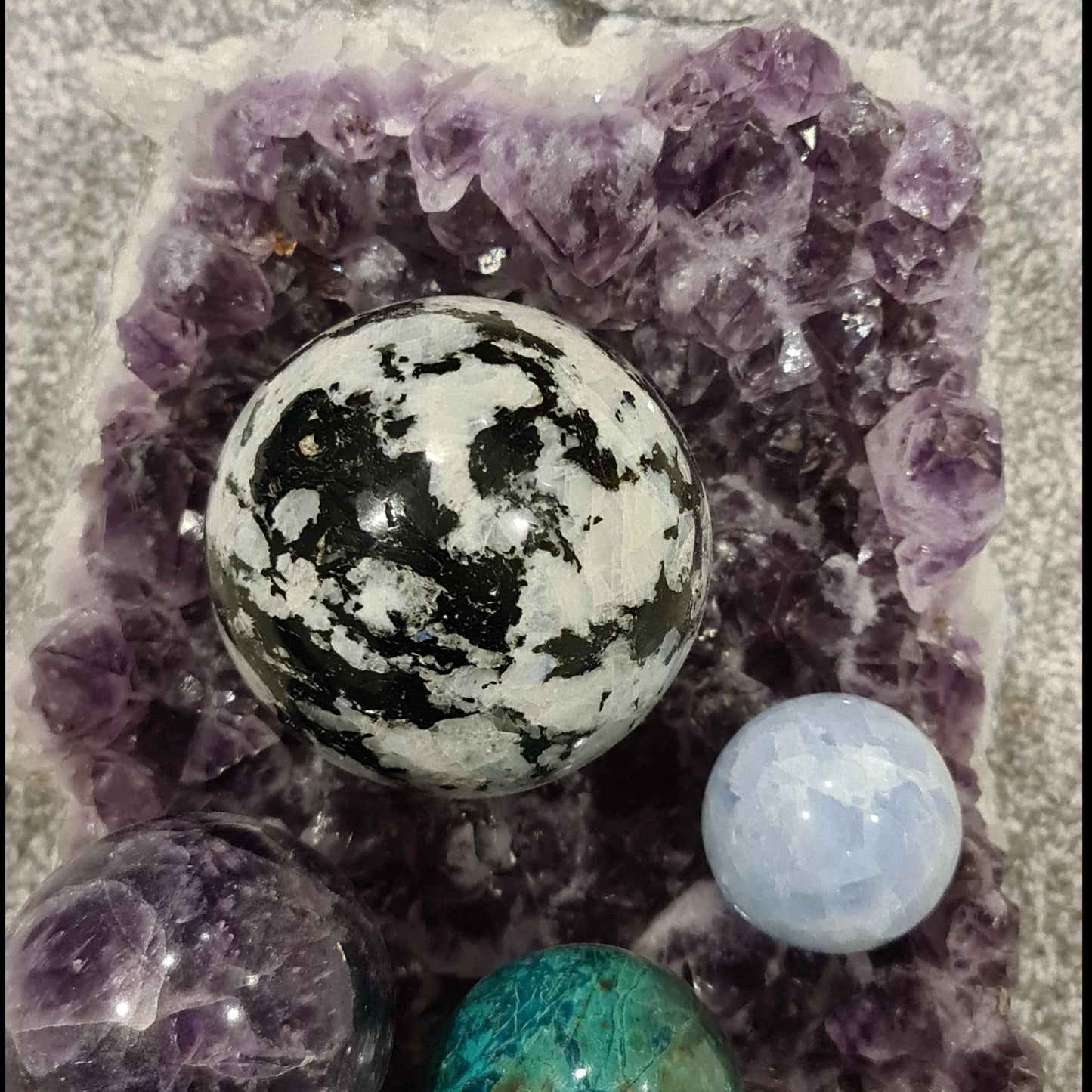 Amethyst Bed - Brazil