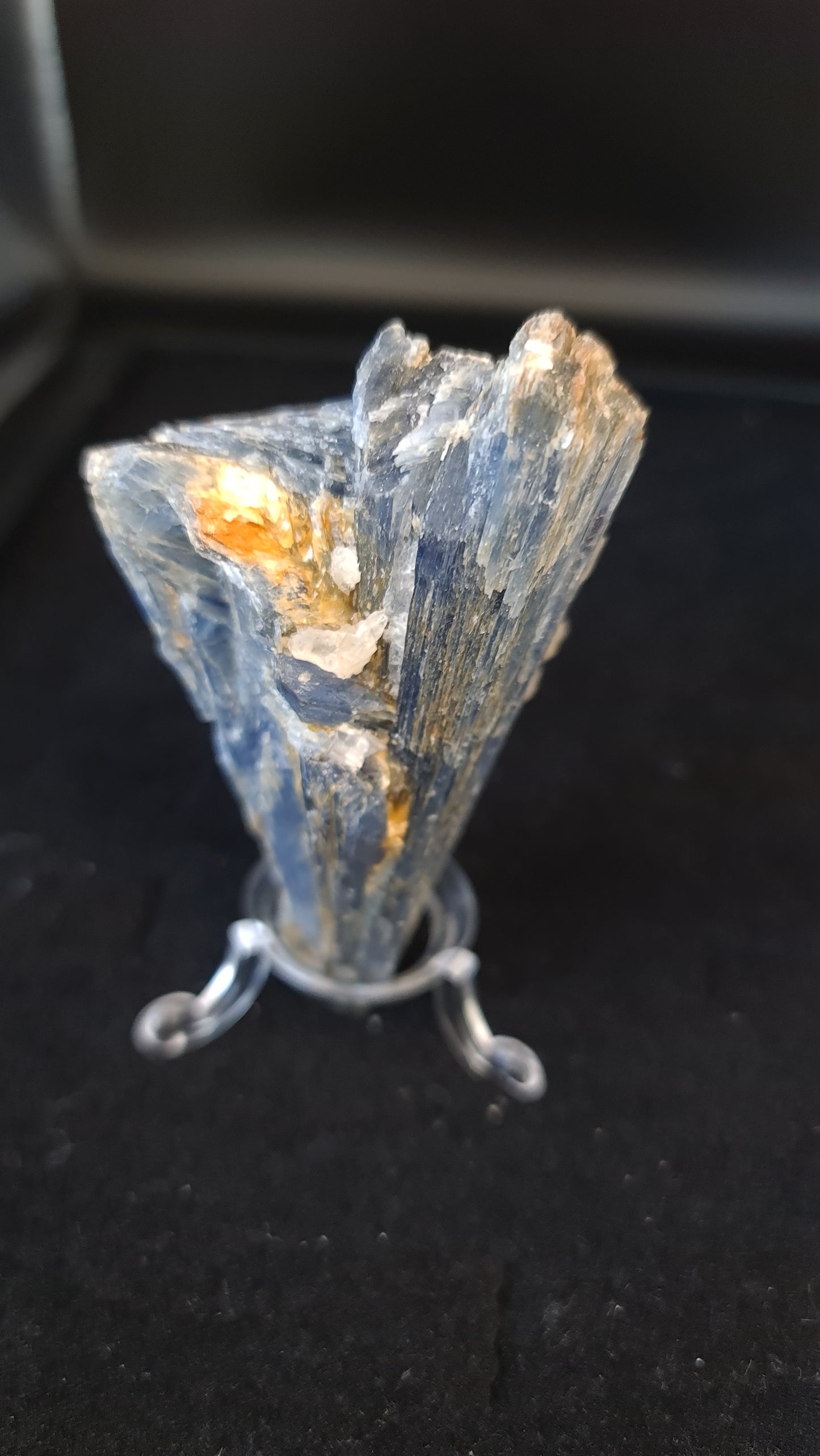 Kyanite Raw - KY4