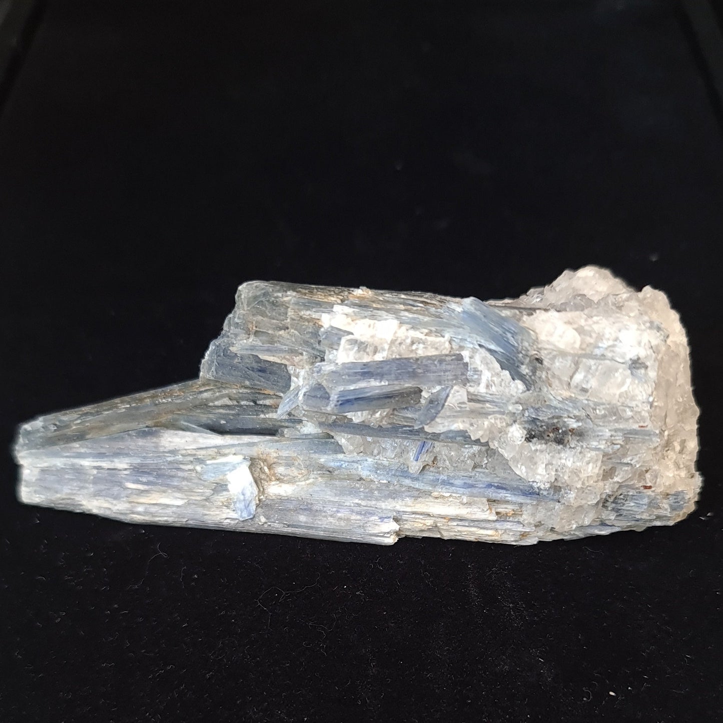 Kyanite Raw - KY5