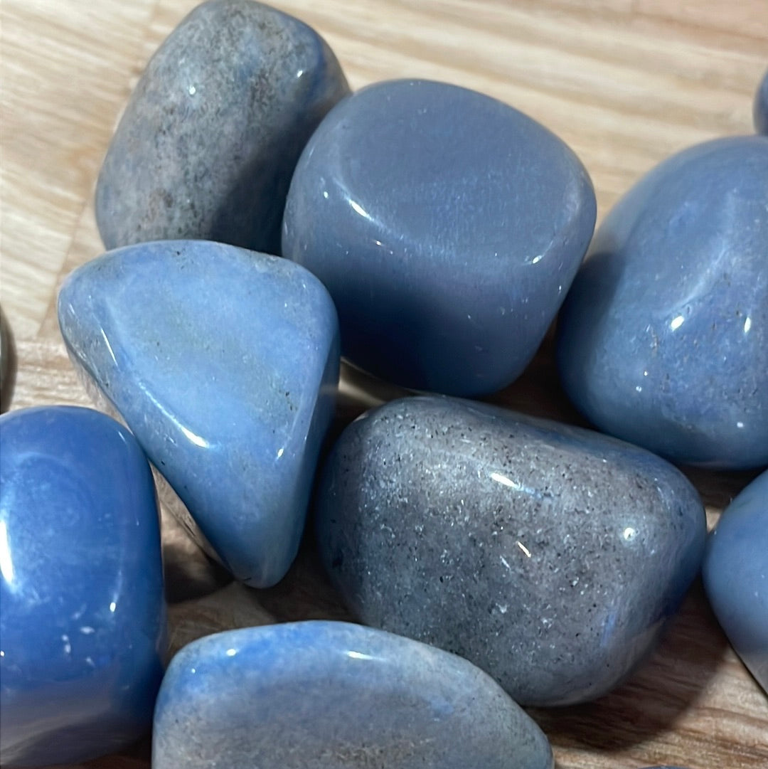 Blue Quartz Tumblestone