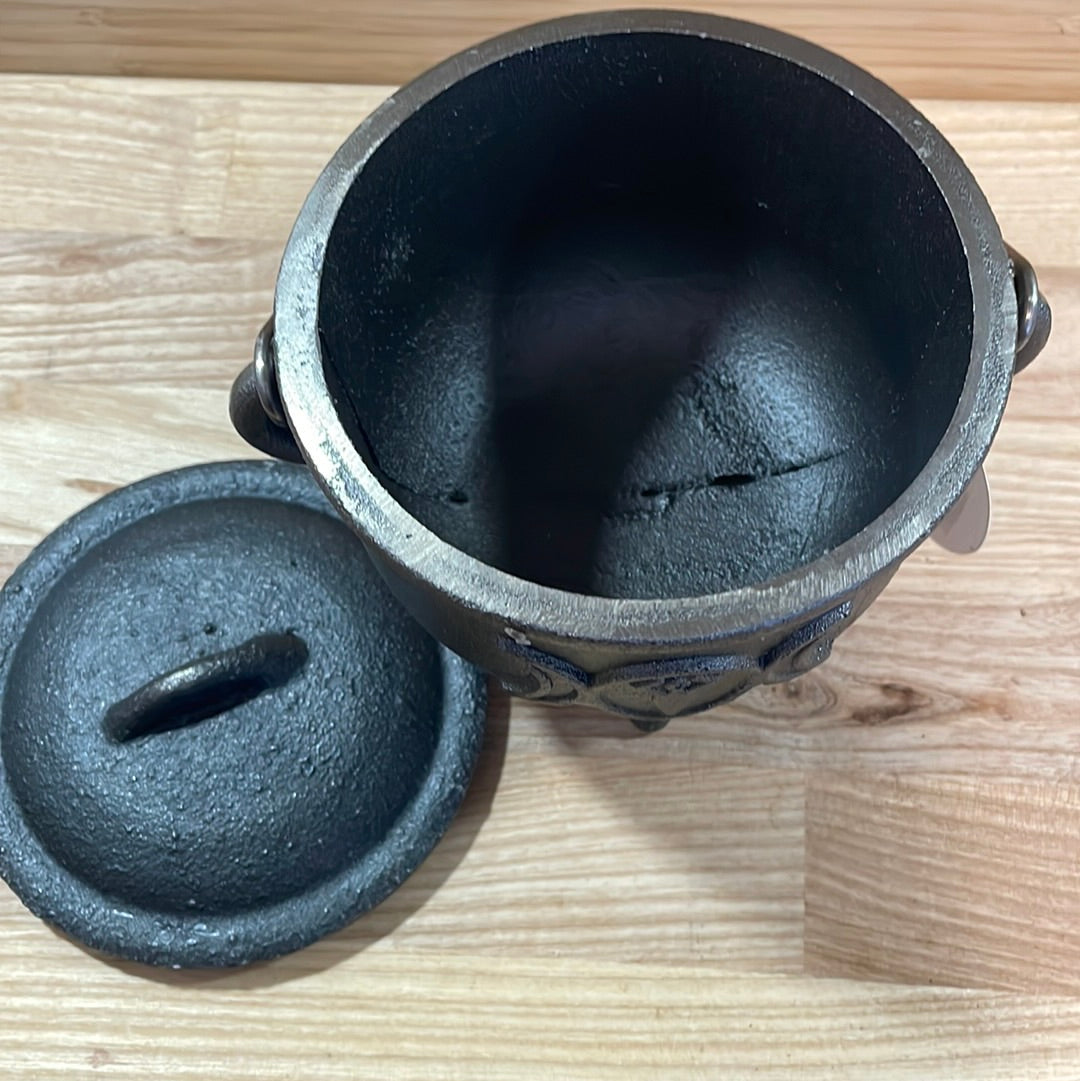 Cauldron - Cast Iron 11cm