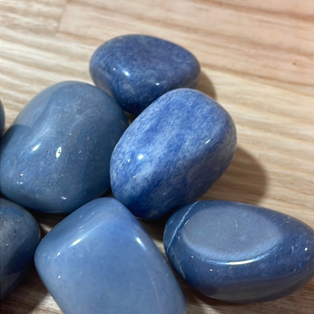 Blue Quartz Tumblestone