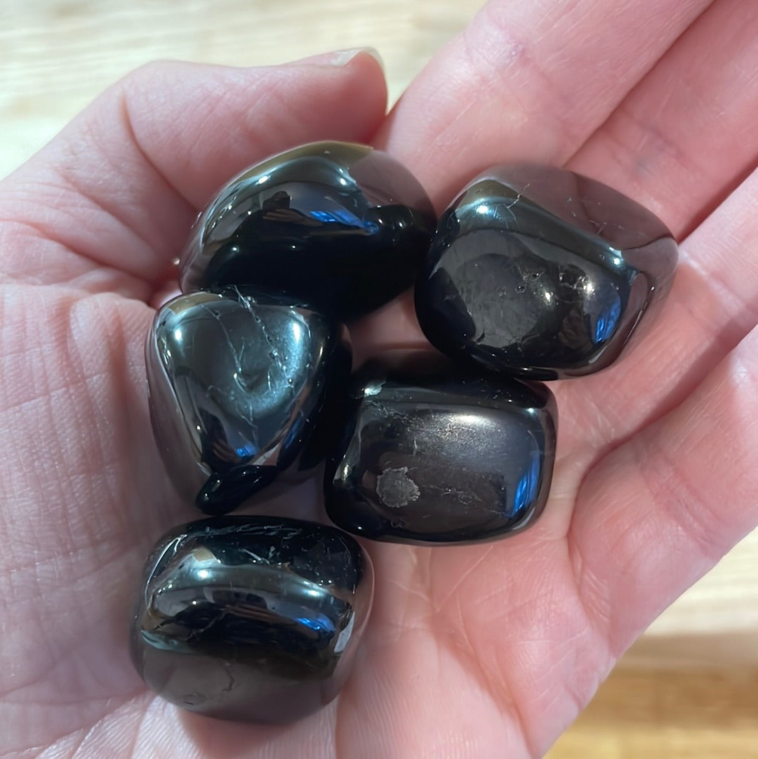 Jet Tumblestones