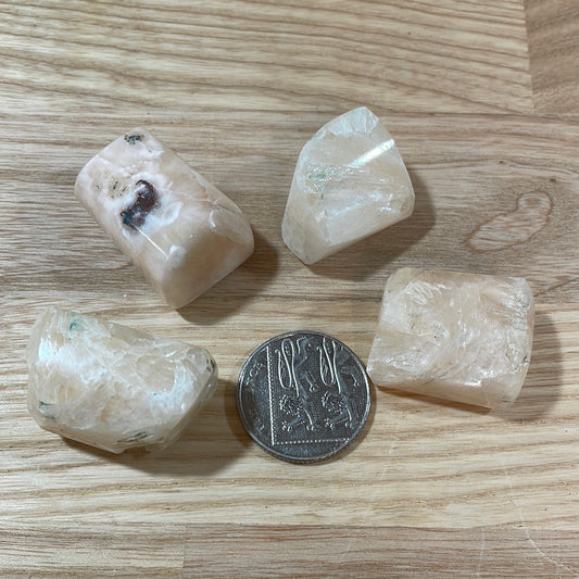 Stilbite Tumblestone