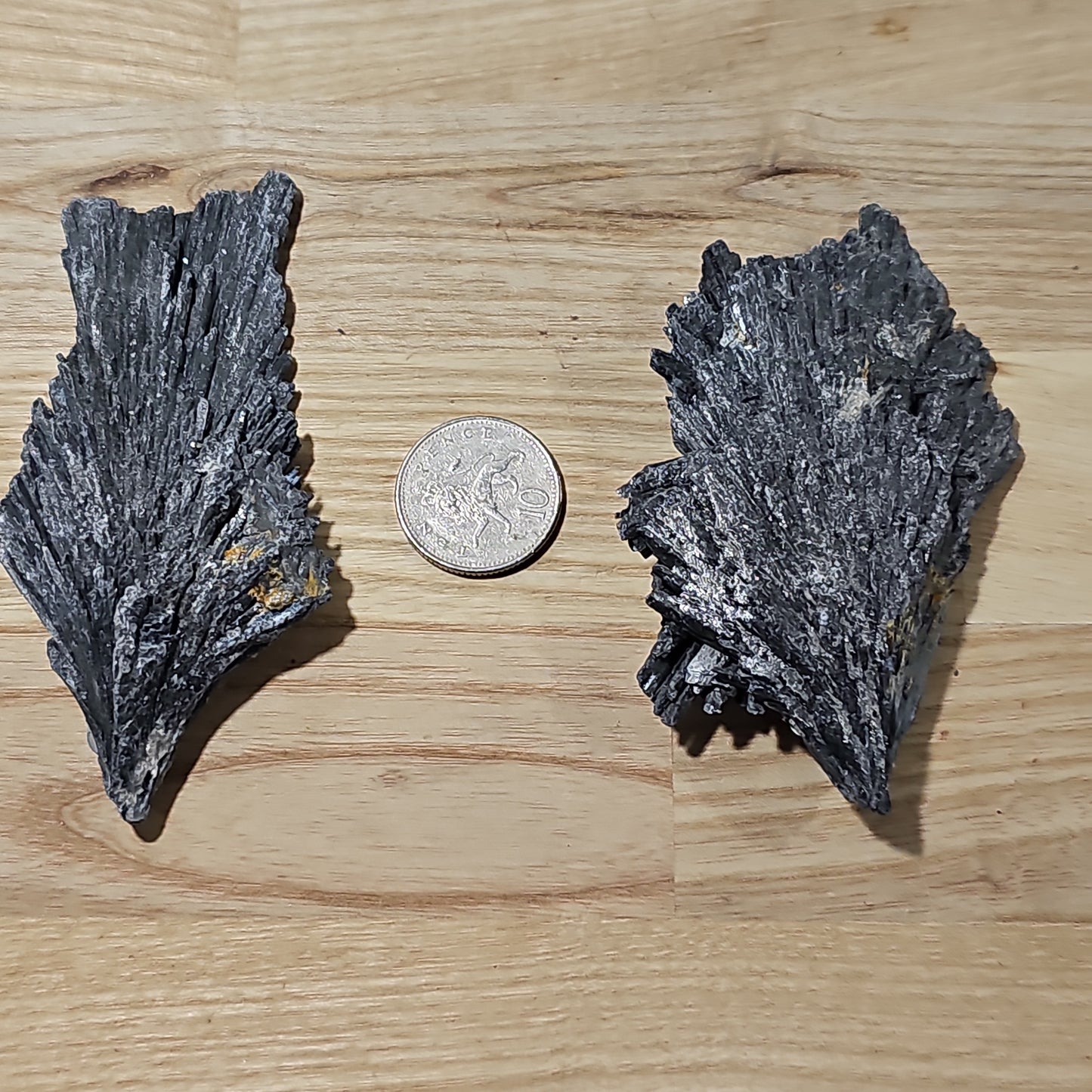Black Kyanite - Raw pieces