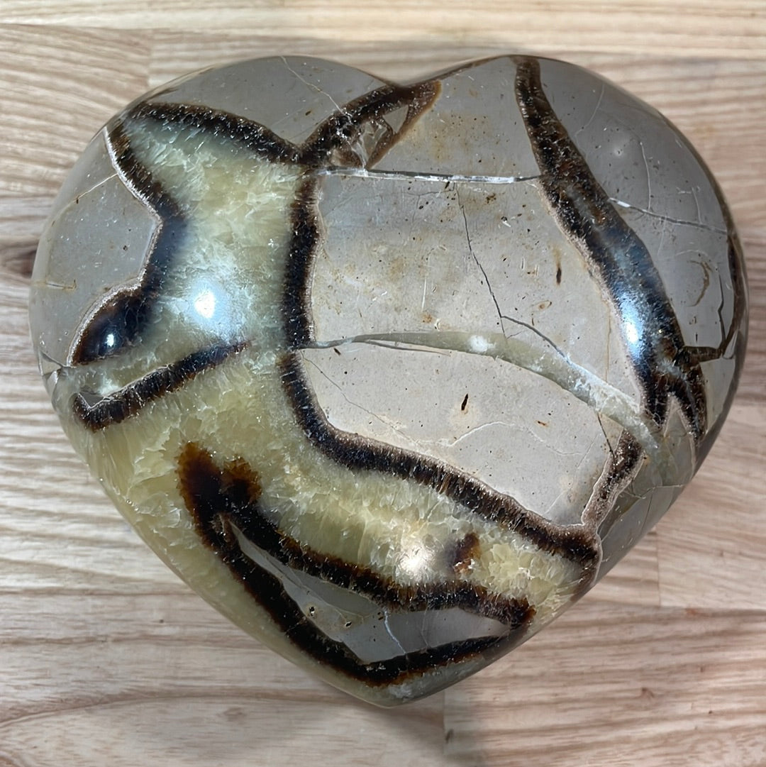 Septarian Heart Large (1kg+)