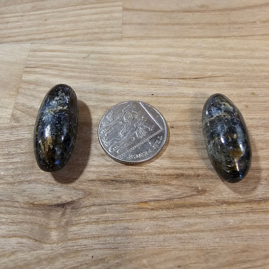 Kyanite Linghams