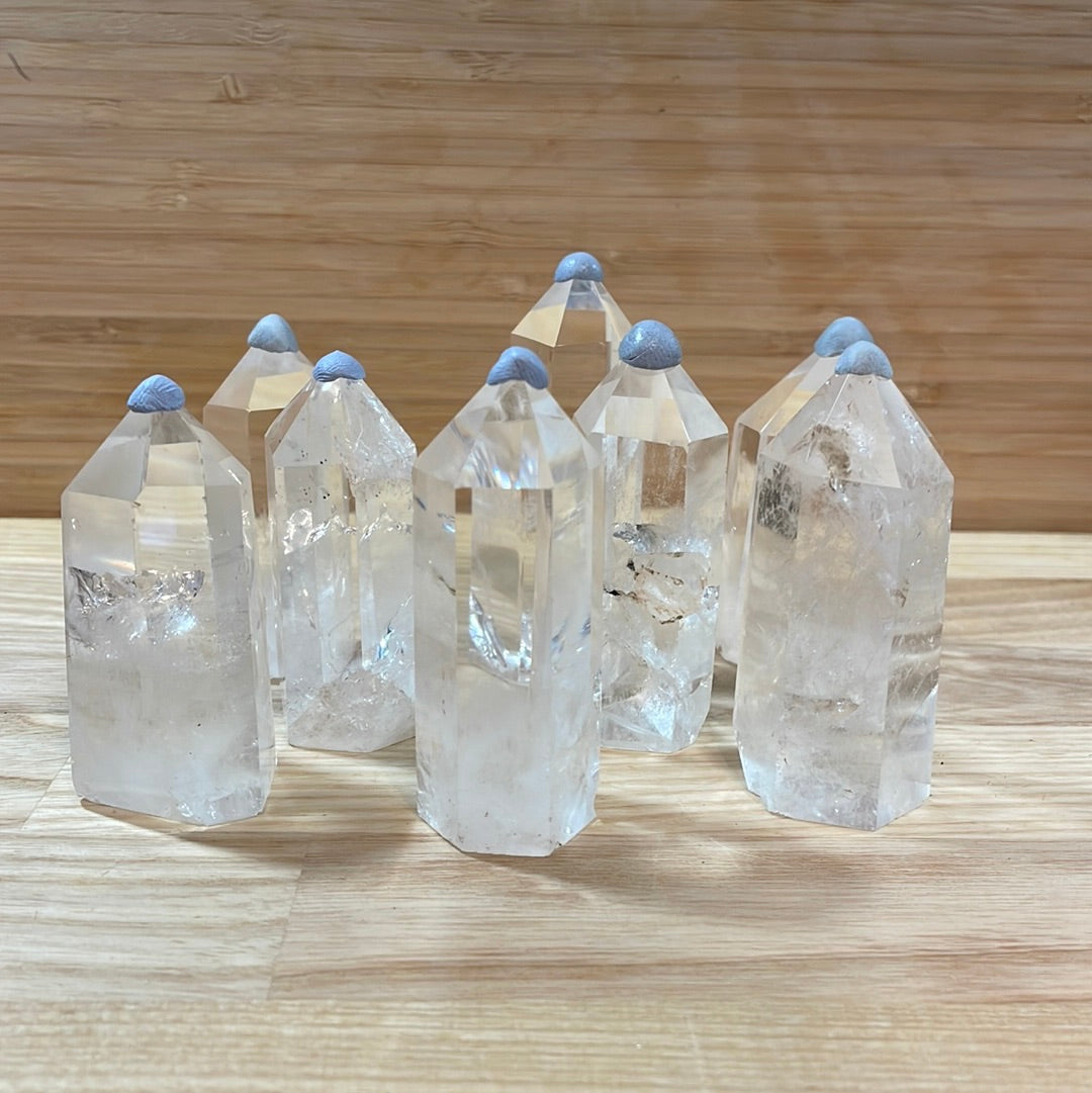Clear Quartz Points >£20