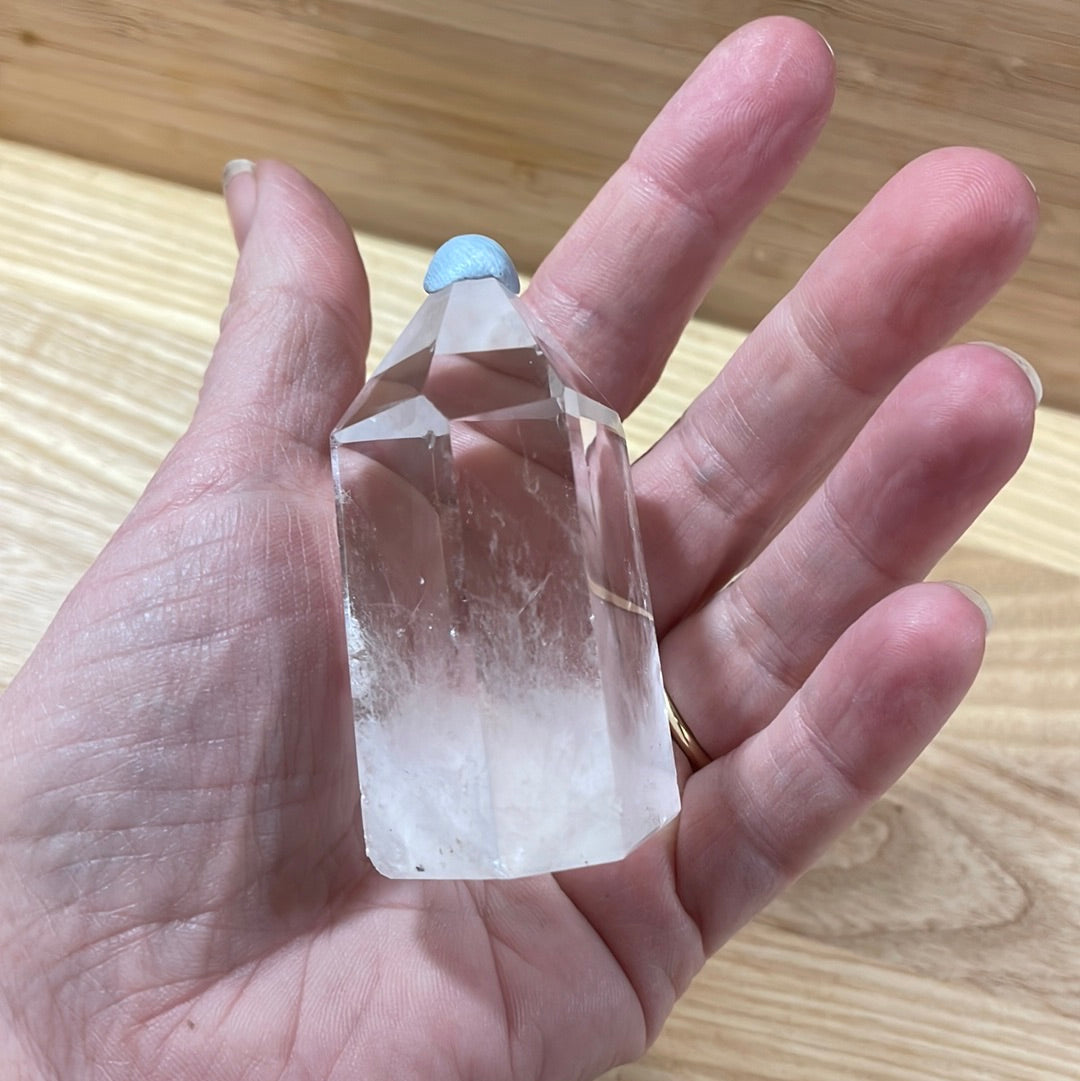 Clear Quartz Points >£20