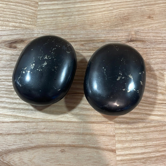Shungite Palmstone