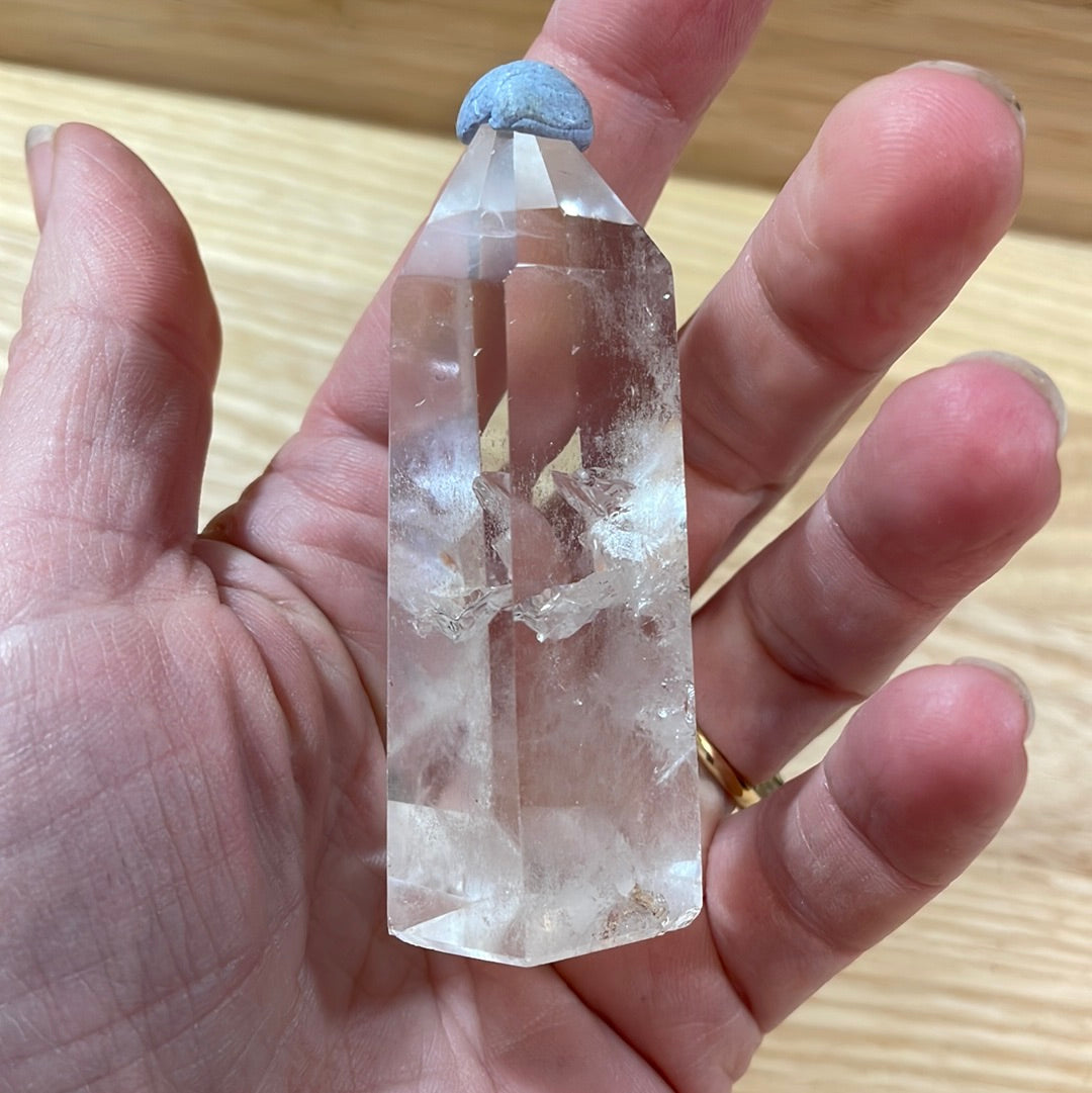 Clear Quartz Points >£20
