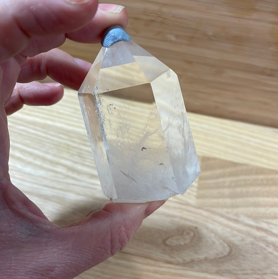 Clear Quartz Points >£20