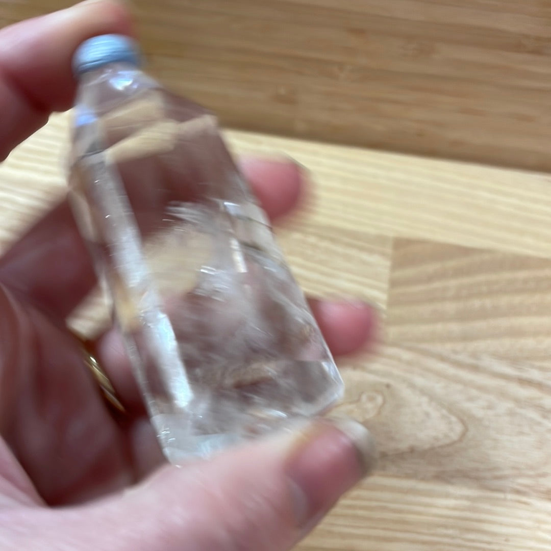 Clear Quartz Points >£20