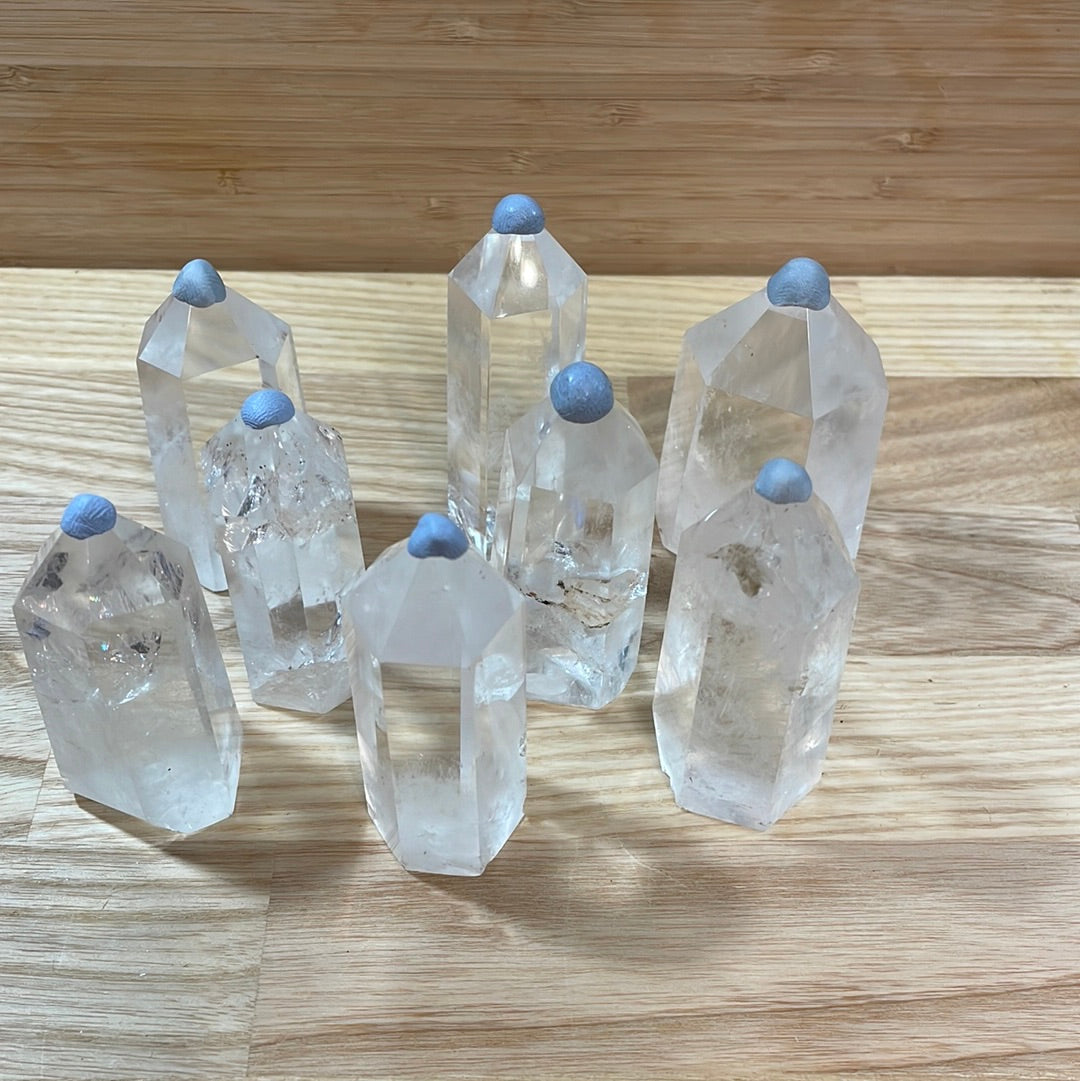 Clear Quartz Points >£20