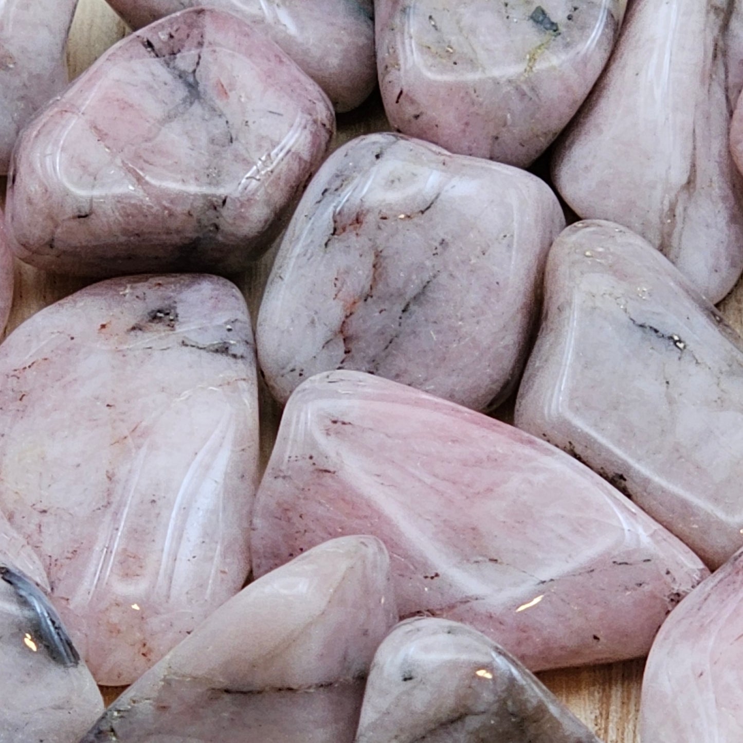 Ruby Quartz Tumblestone