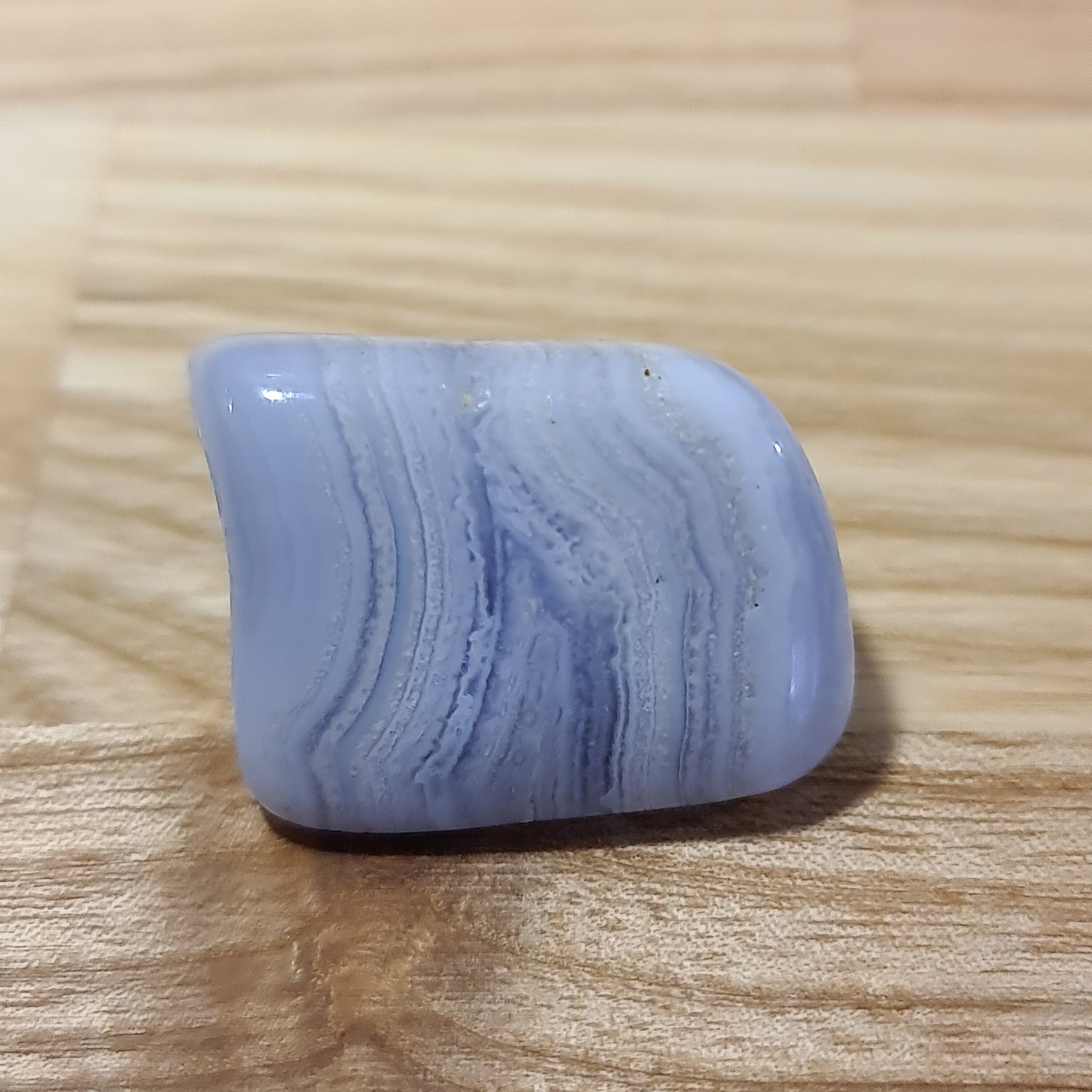 Blue Lace Agate Pebble H