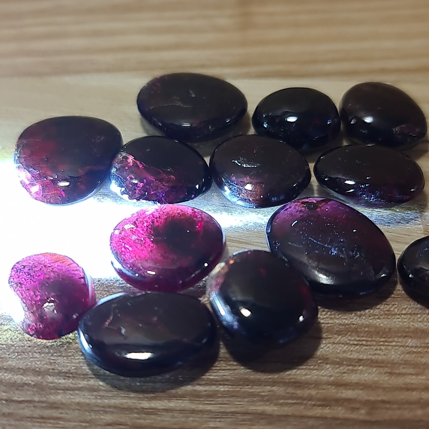 Garnet (Rhodolite) Tumblestone