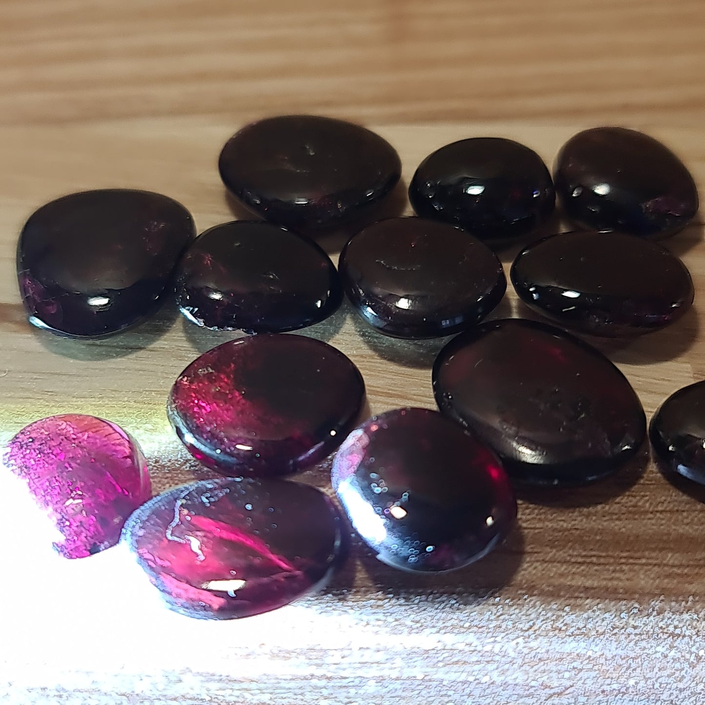 Garnet (Rhodolite) Tumblestone