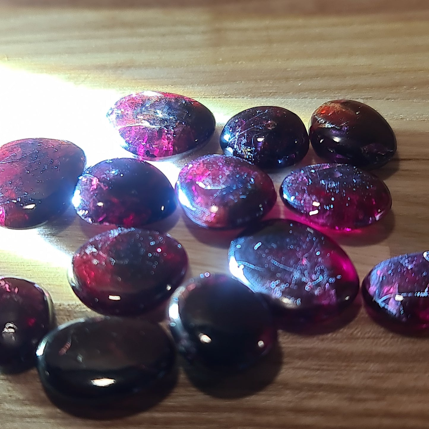 Garnet (Rhodolite) Tumblestone