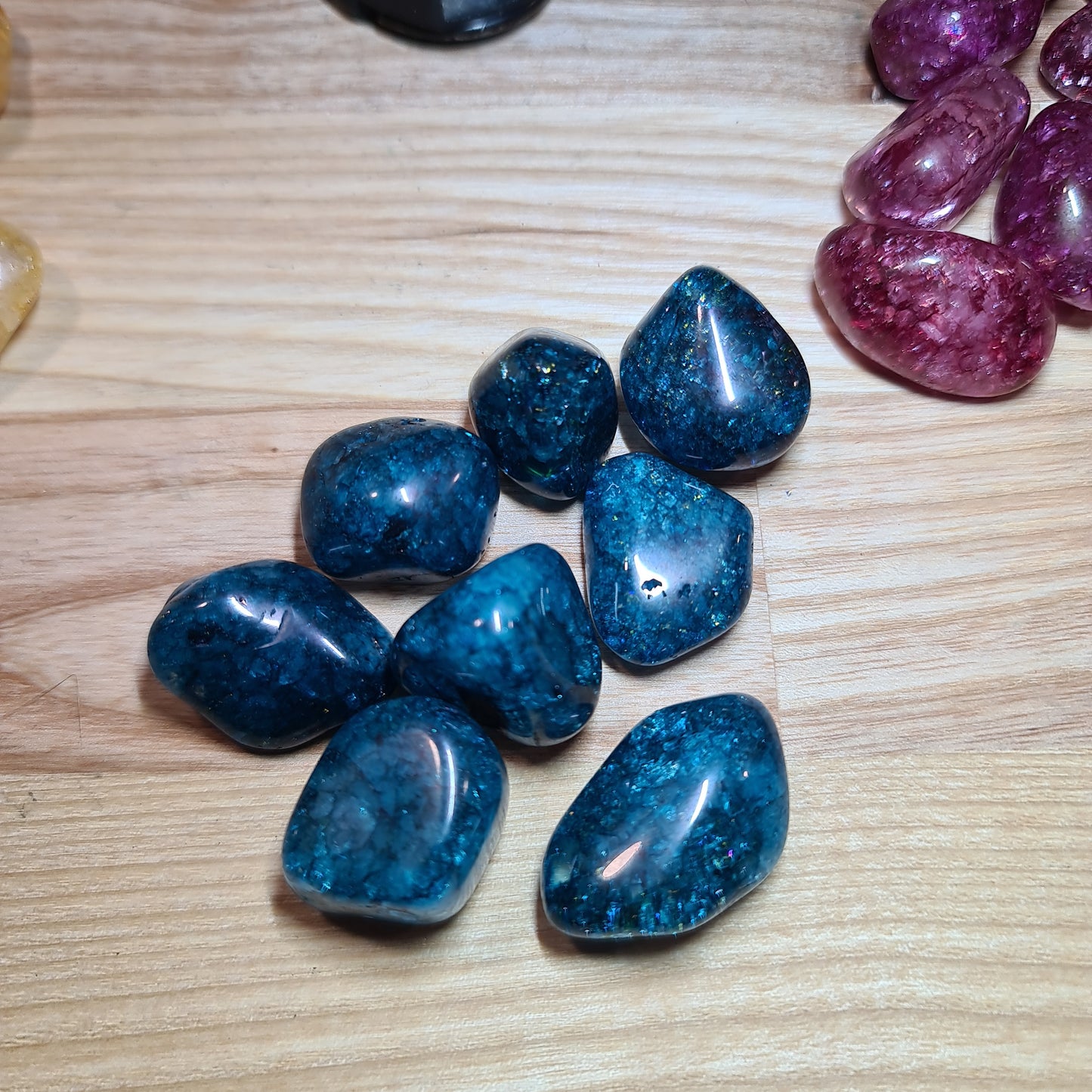 Crackle Quartz Tumblestones