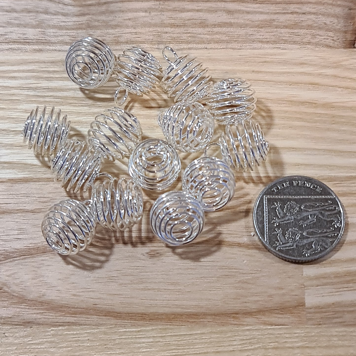 Wire spiral cages