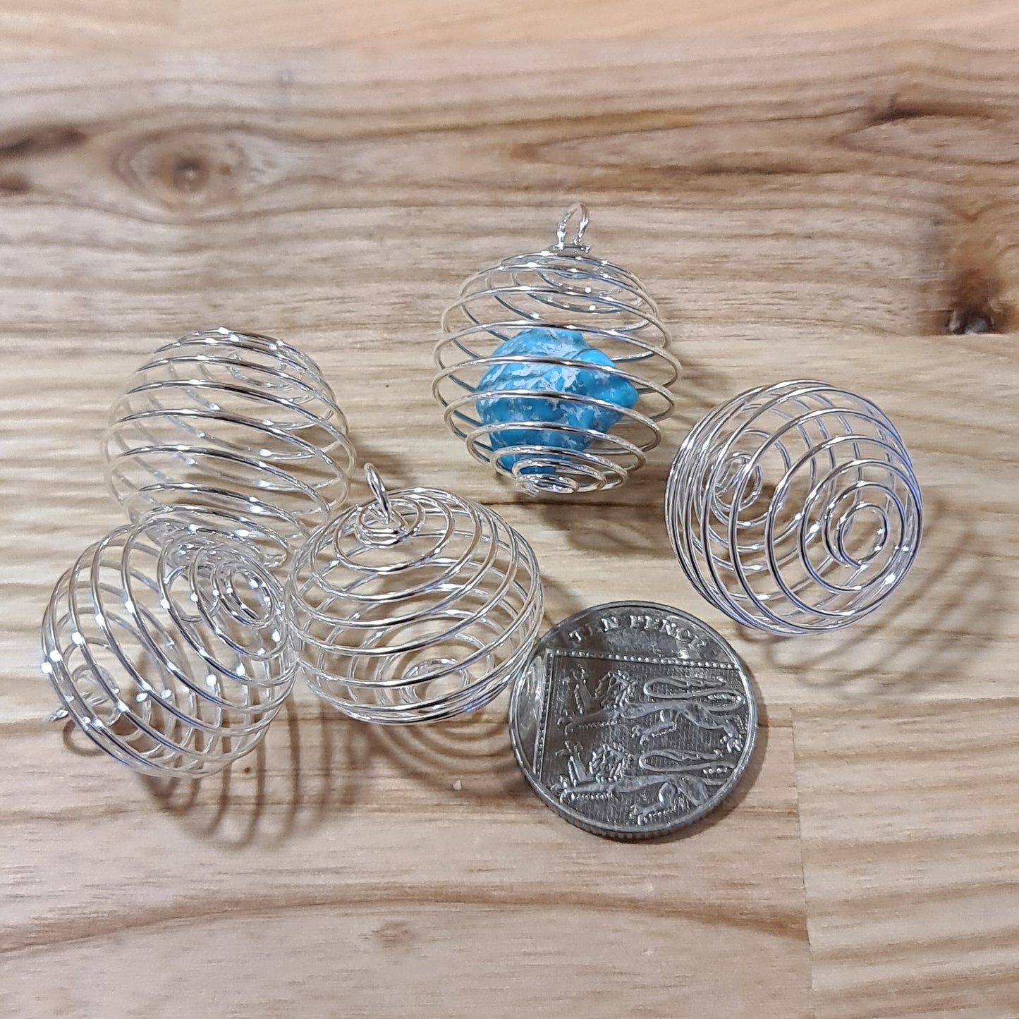 Wire spiral cages