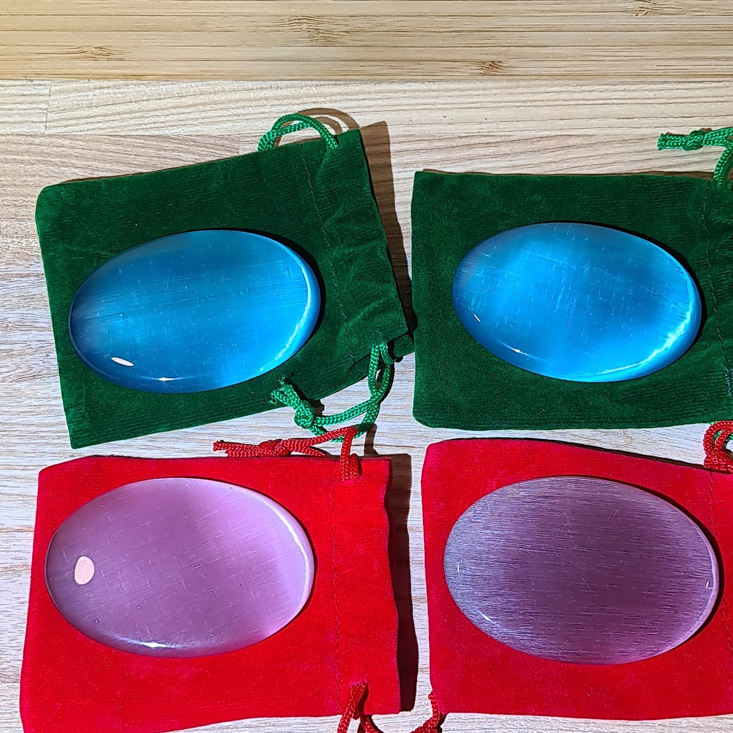 Cats Eye Turquoise Palmstone