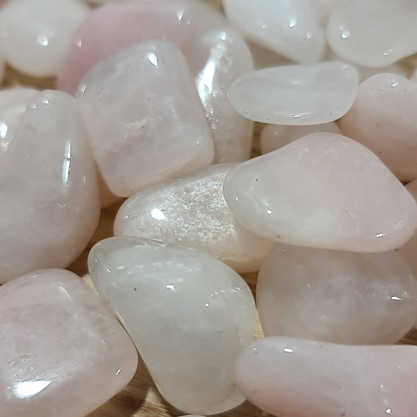 Petalite Tumblestone