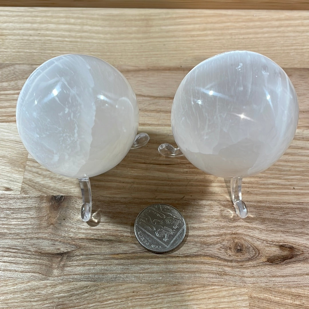 Selenite Sphere (Approx 5cm)