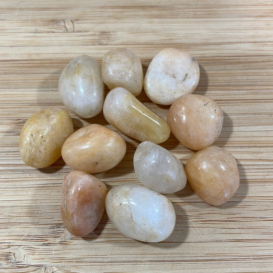 Apricot Agate Tumblestone